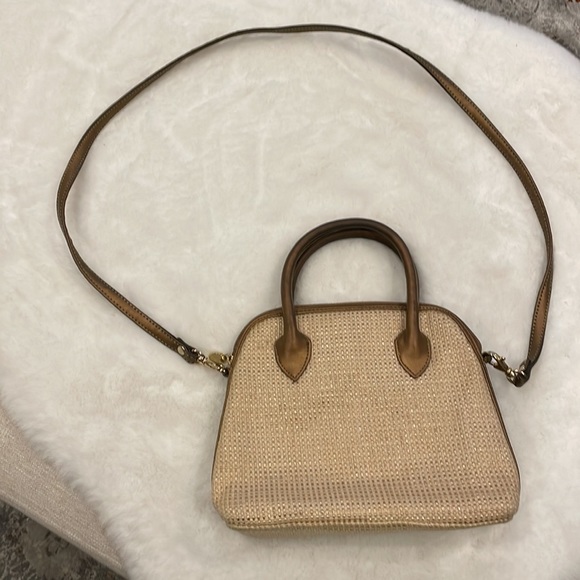 Liz Claiborne weave purse. Beige & brown, cross body strap, great condition. - Picture 2 of 8